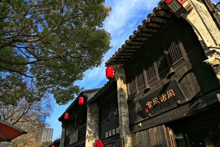 《奔跑成就人生,赵秀丽与他如出一辙,竟是真正的母子!》